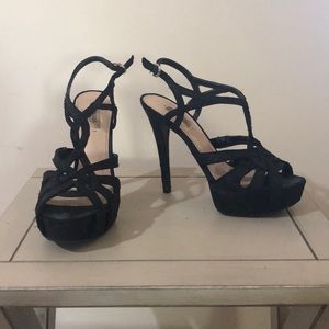 Guess - Black Pumps